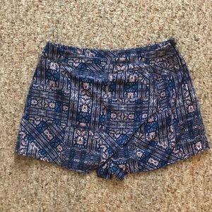 Envelope skort